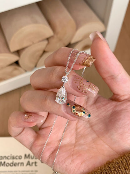 Drop Diamant Halskette & Ohrringe